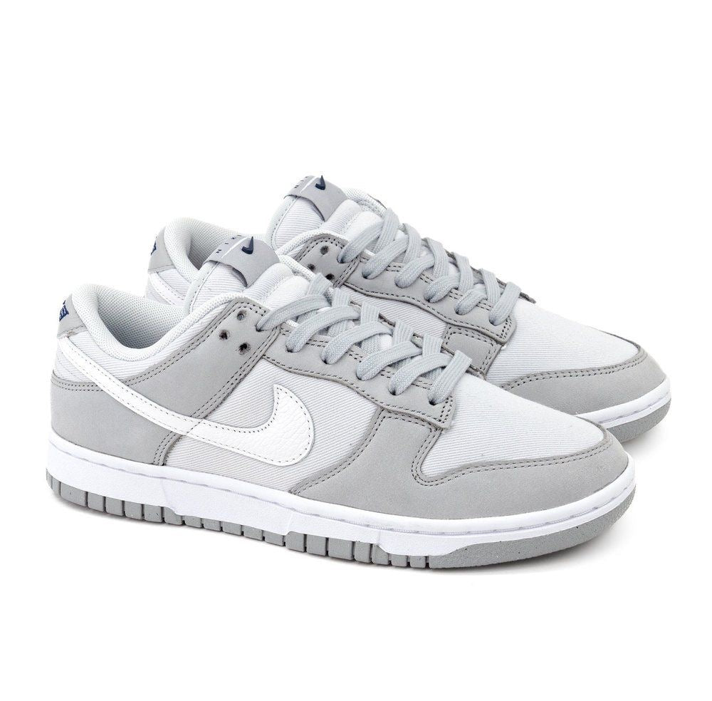 NIKE DUNK LOW TRIPLE WHITE