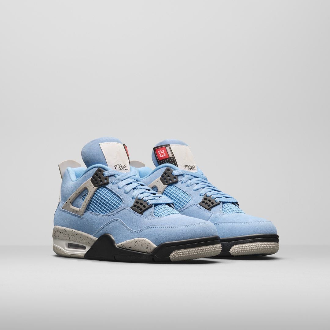 AIR JORDAN 4 RETRO UNIVERSITY BLUE